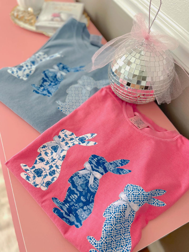 Vintage blue bunny trio tee