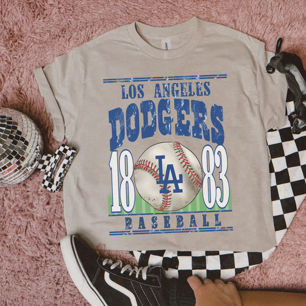 Classic LA Dogers baseball tee or sweater