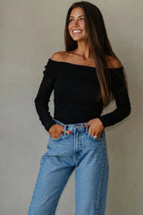 Black Off-shoulder Long Sleeve Slim Top