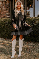 Jungle Green Contrast Stitched V Neck 3/4 Sleeve Swing Mini Dress