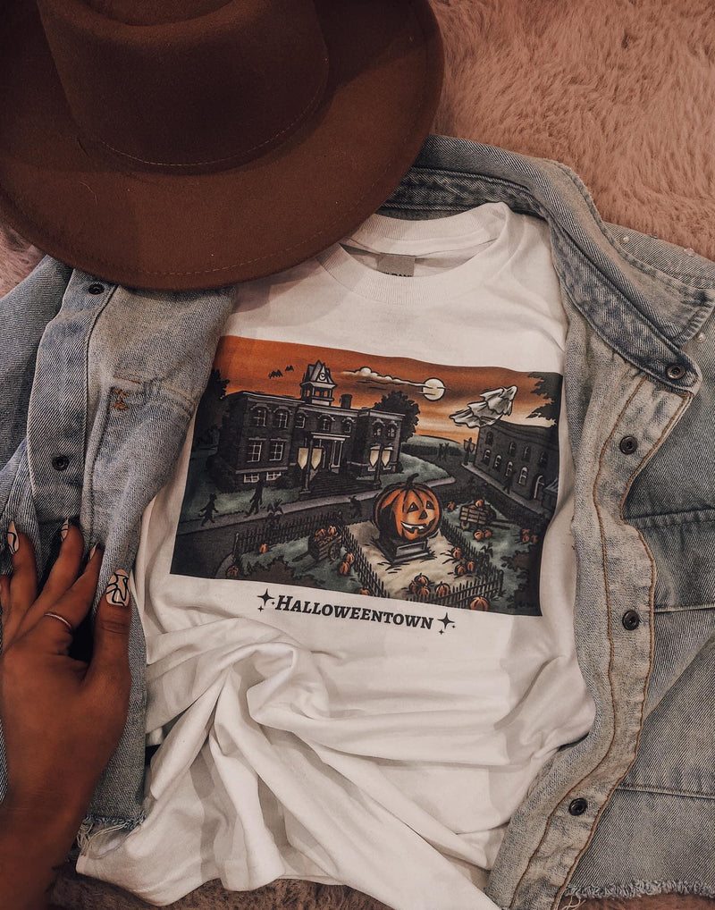 Halloween-town tee