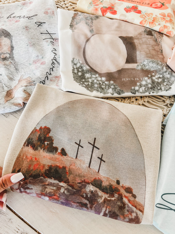 3 crosses tee