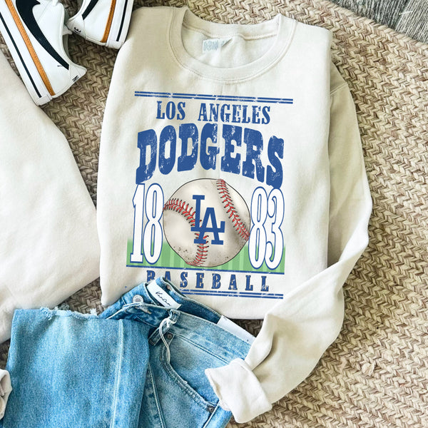 Classic LA Dogers baseball tee or sweater