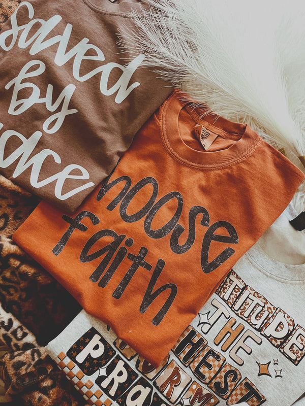Choose faith rust tee