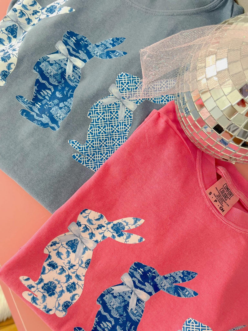 Vintage blue bunny trio tee
