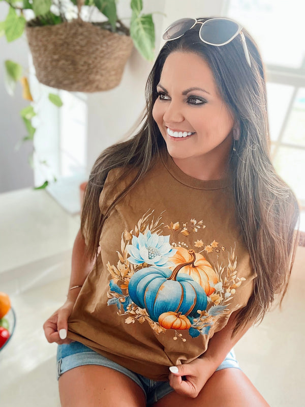 Pretty blue pumpkin tee