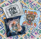 Dolly vibes stone tee