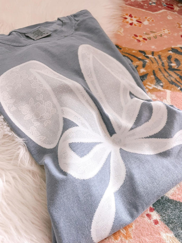 Lace bunny ears tee