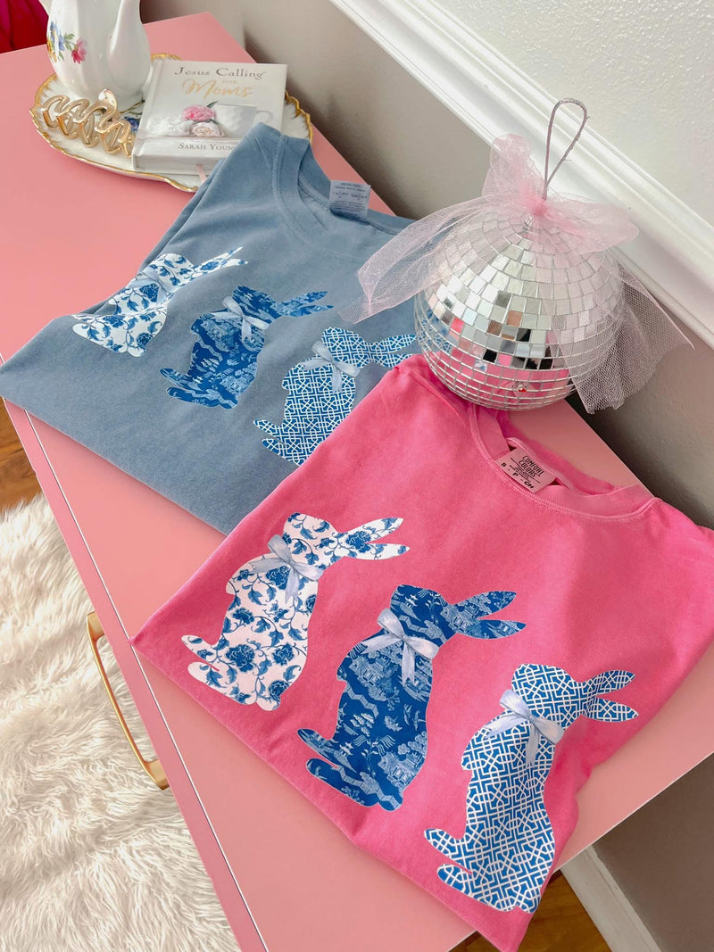 Vintage blue bunny trio tee