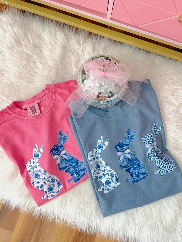 Vintage blue bunny trio tee