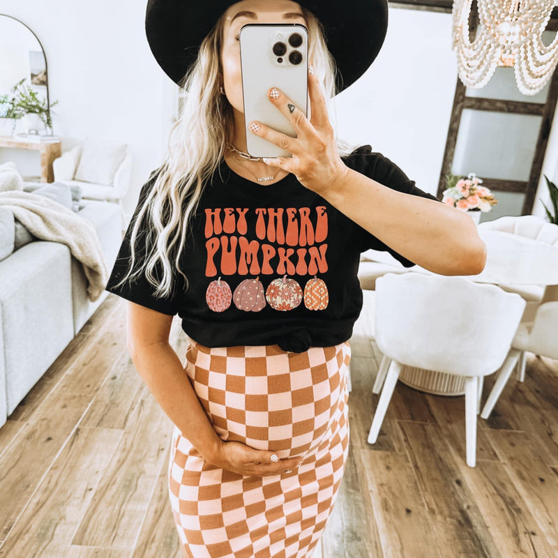 Hey there Pumpkin black tee